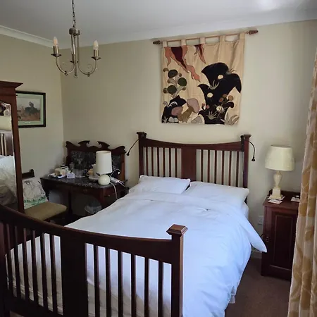 Brookvale 4*