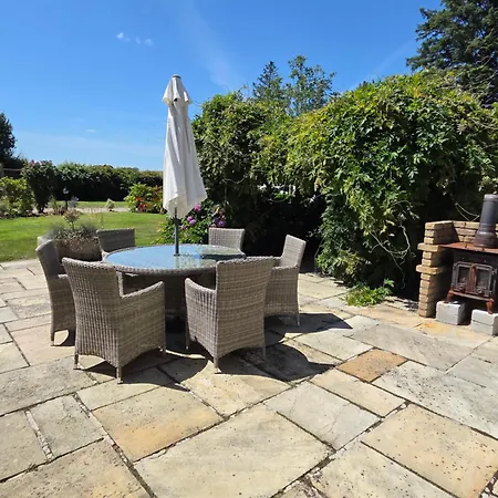 Brookvale Nocleg ze śniadaniem 4*