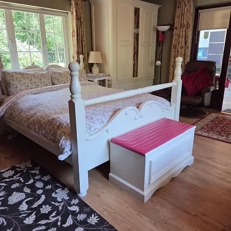 Frühstückspension Brookvale 4*