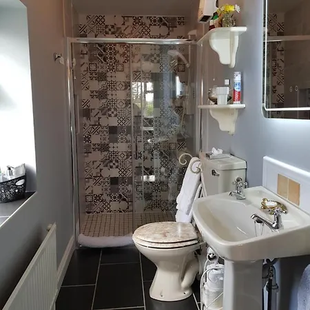 Brookvale Nocleg ze śniadaniem 4*